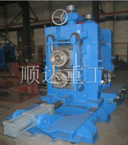 軋(zha)鋼機系列